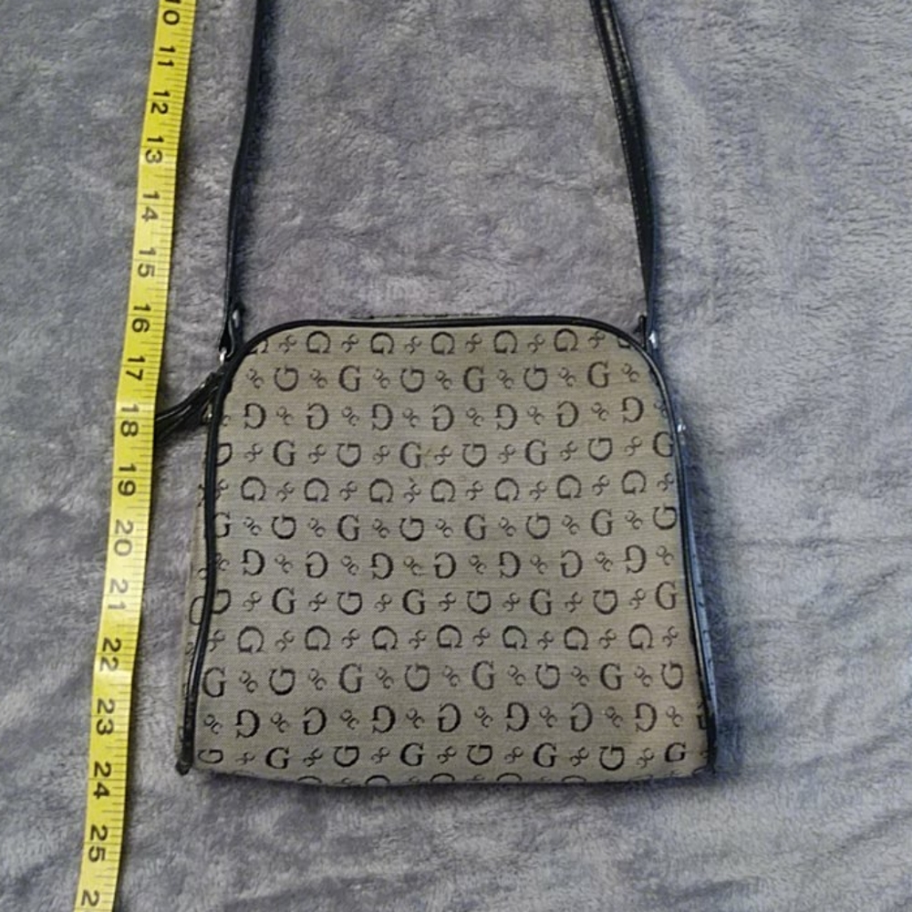 GC Purse - Picture 2 of 5